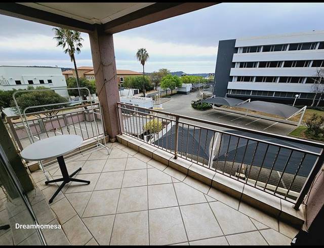 3 BEDROOM APARTMENT FOR SALE IN SUNNINGHILL